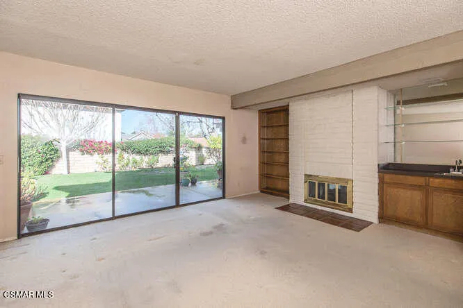 958 Ranch House Rd Westlake-small-013-01