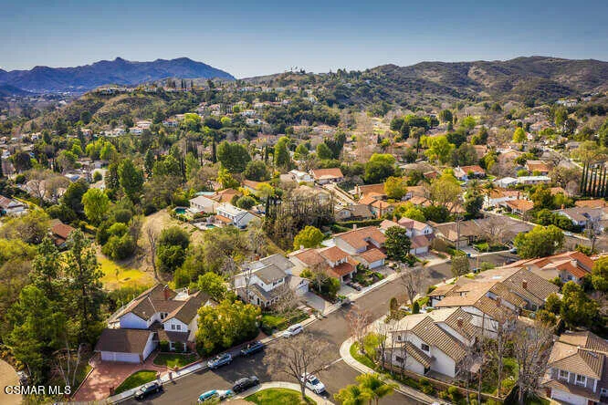 958 Ranch House Rd Westlake-small-034-03