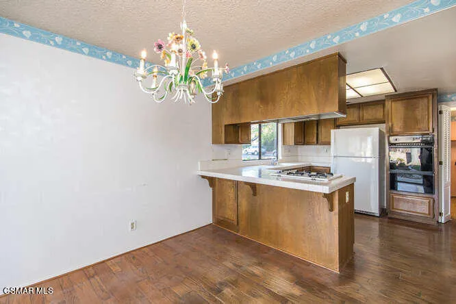 958 Ranch House Rd Westlake-small-018-01