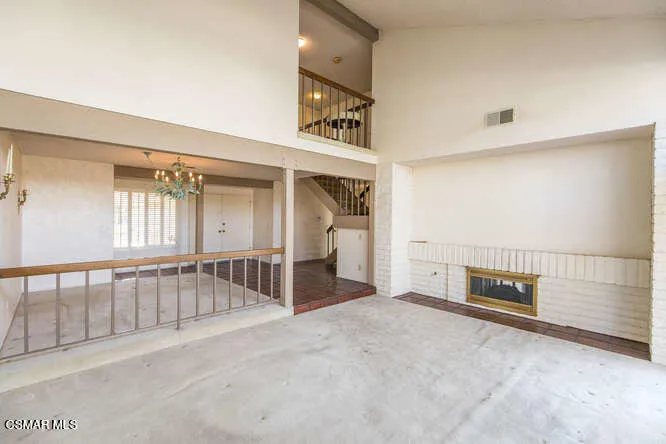 958 Ranch House Rd Westlake-small-011-00