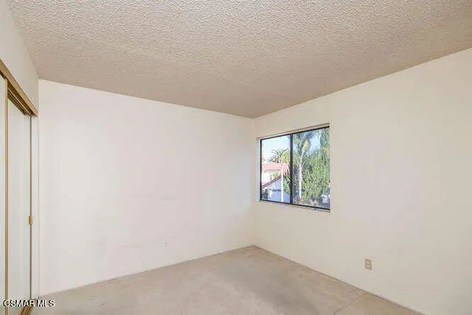 958 Ranch House Rd Westlake-small-025-02