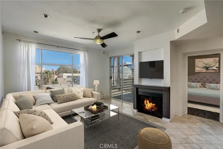 640 W 4th Street 403, Long Beach, California 90802
