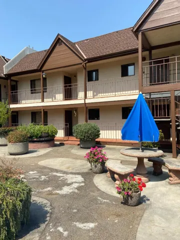 1106 El Camino Real 9, Burlingame, California 94010