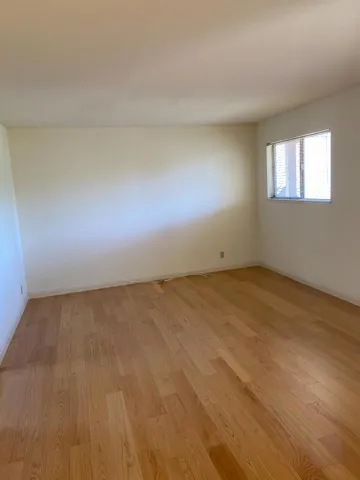 1106 El Camino Real 9, Burlingame, California 94010