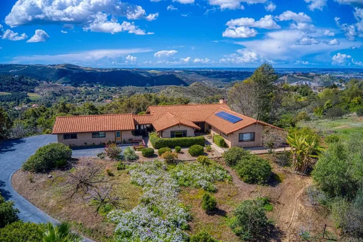 30138 Disney Ln, Vista, California 92084