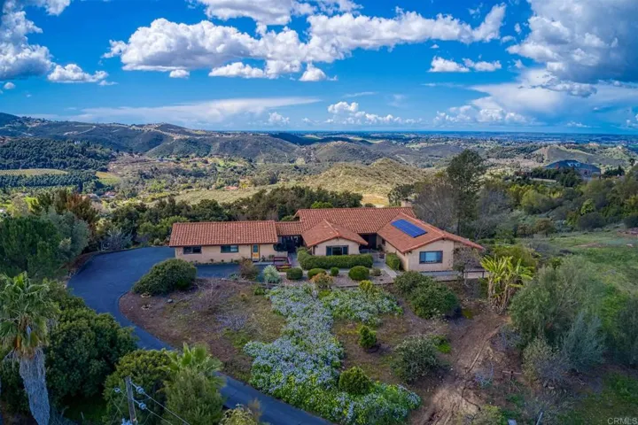 30138 Disney Ln, Vista, California 92084