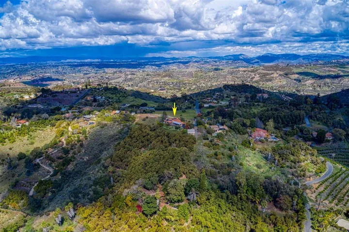 30138 Disney Ln, Vista, California 92084