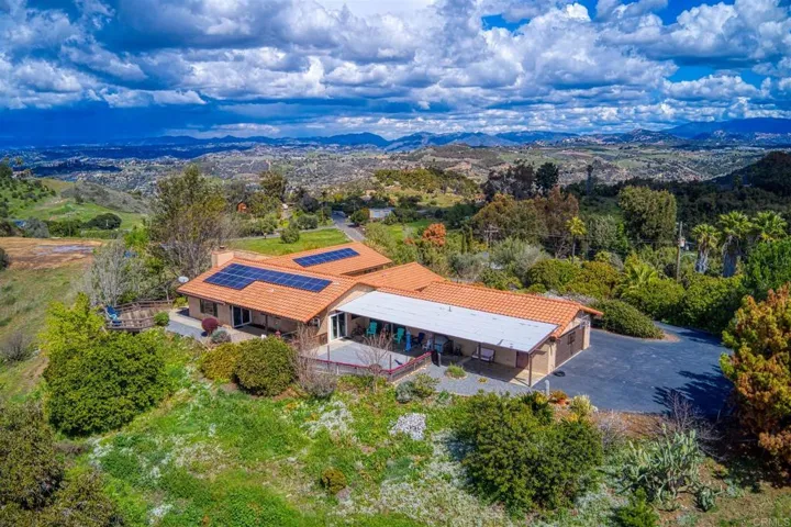30138 Disney Ln, Vista, California 92084