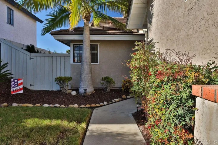 9568 Hiker Hill Road, San Diego, California 92129