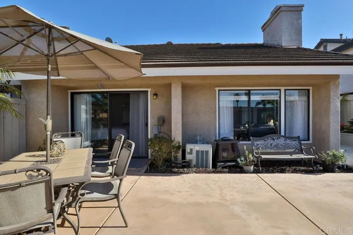 9568 Hiker Hill Road, San Diego, California 92129