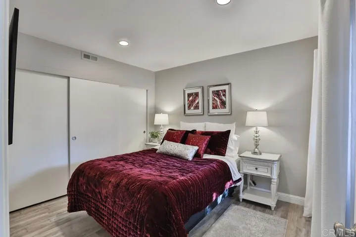 9568 Hiker Hill Road, San Diego, California 92129