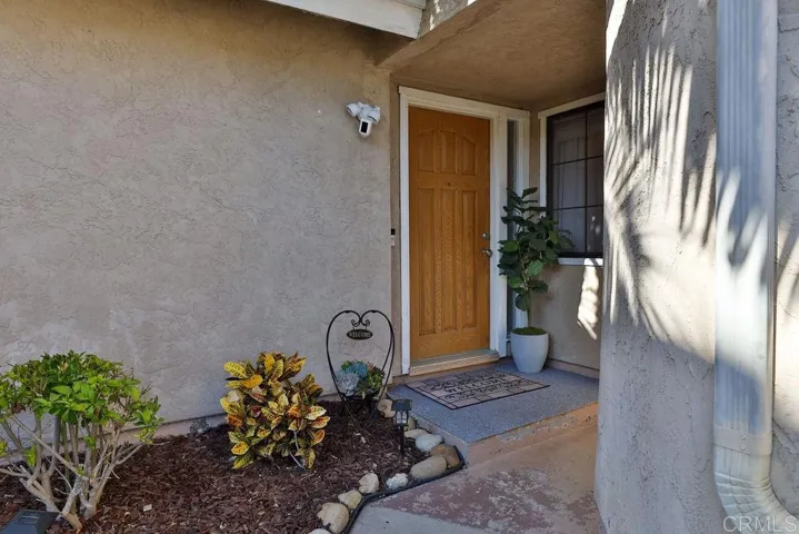 9568 Hiker Hill Road, San Diego, California 92129