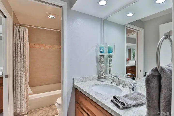 9568 Hiker Hill Road, San Diego, California 92129