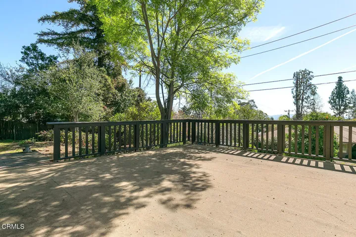 700 Edgeview Dr 021-mls