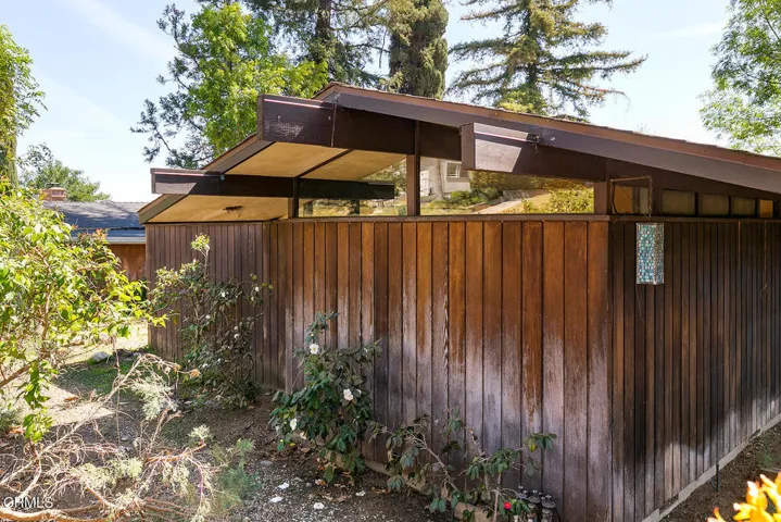 700 Edgeview Dr 003-mls