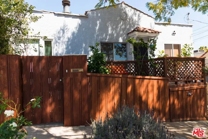 802 N Dillon Street, Los Angeles, California 90026