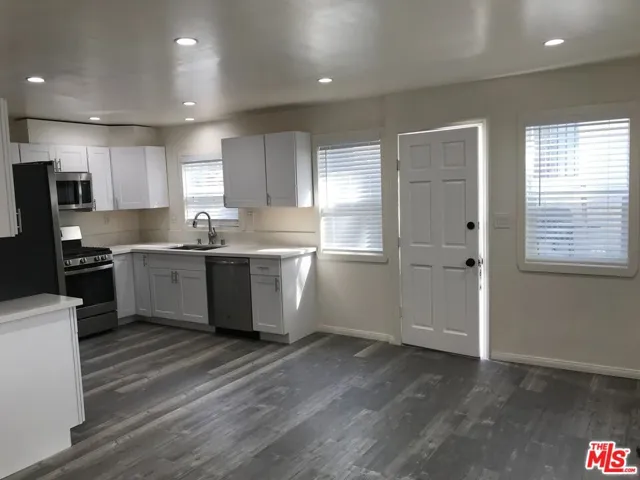 802 N Dillon Street, Los Angeles, California 90026