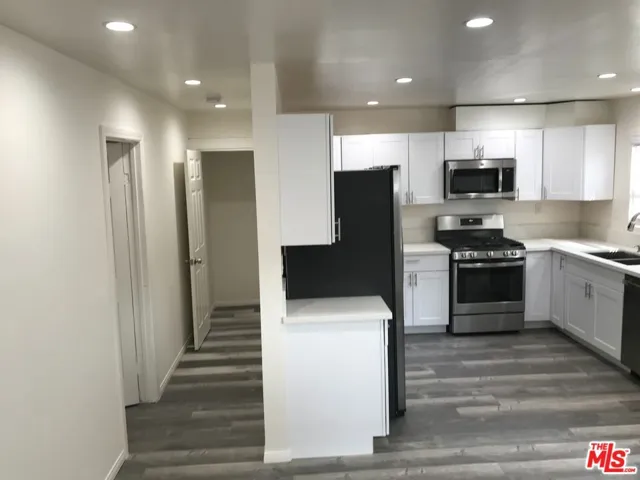 802 N Dillon Street, Los Angeles, California 90026