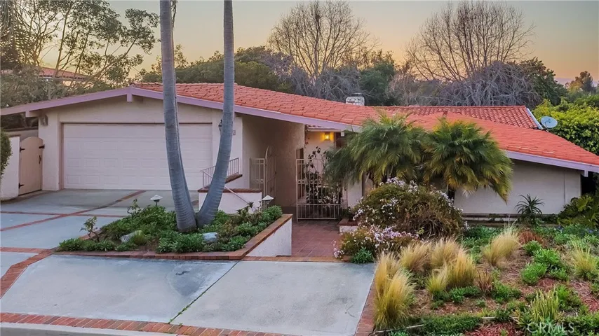 2105 Via Estudillo, Palos Verdes Estates, California 90274