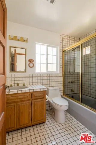 367 N Grenola Street, Pacific Palisades, California 90272
