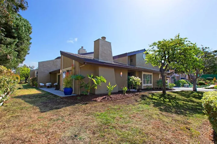 4722 Amberwood Court, Carlsbad, California 92008