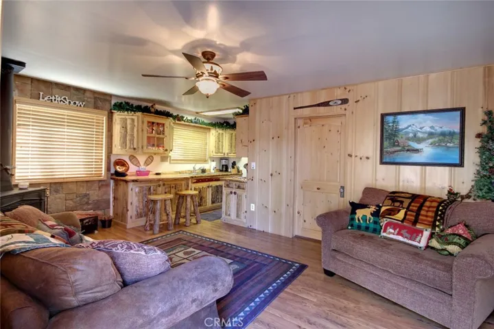 640 Pine Lane, Sugarloaf, California 92386