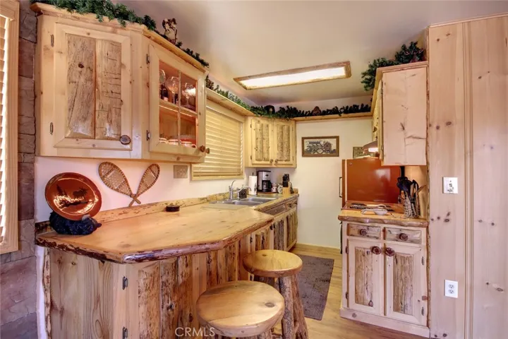 640 Pine Lane, Sugarloaf, California 92386