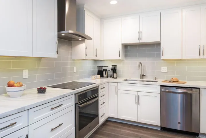 4900 Rosehedge Drive 412, La Mesa, California 91942