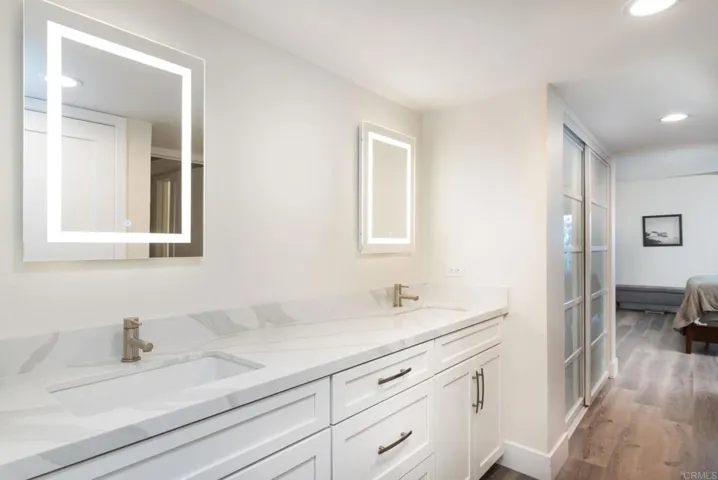 4900 Rosehedge Drive 412, La Mesa, California 91942