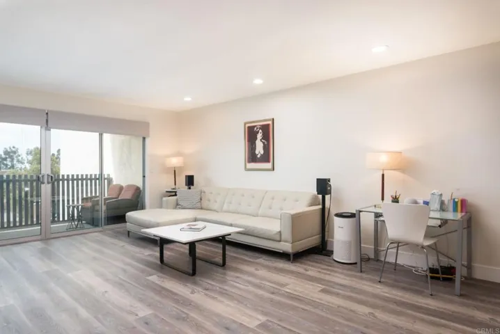 4900 Rosehedge Drive 412, La Mesa, California 91942