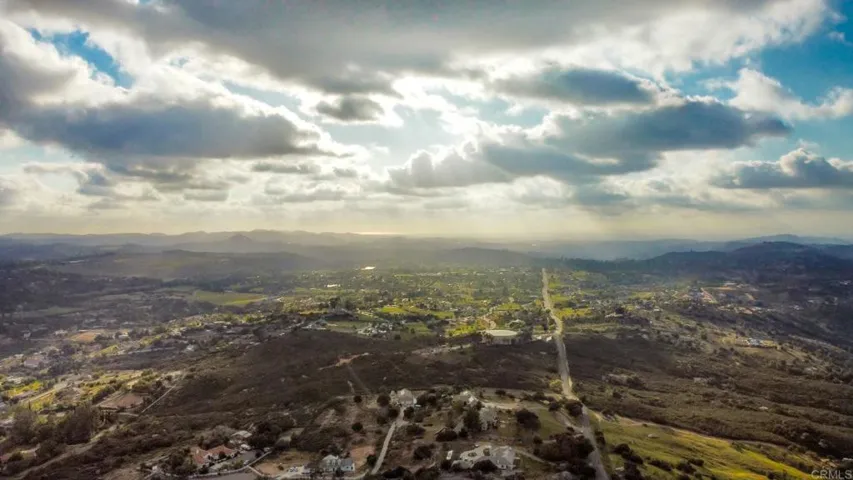 31052 Pauma Heights Rd, Valley Center, California 92082