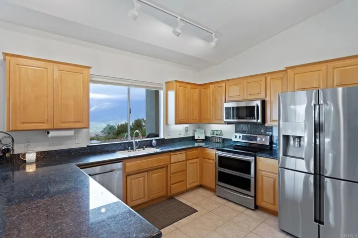 31052 Pauma Heights Rd, Valley Center, California 92082