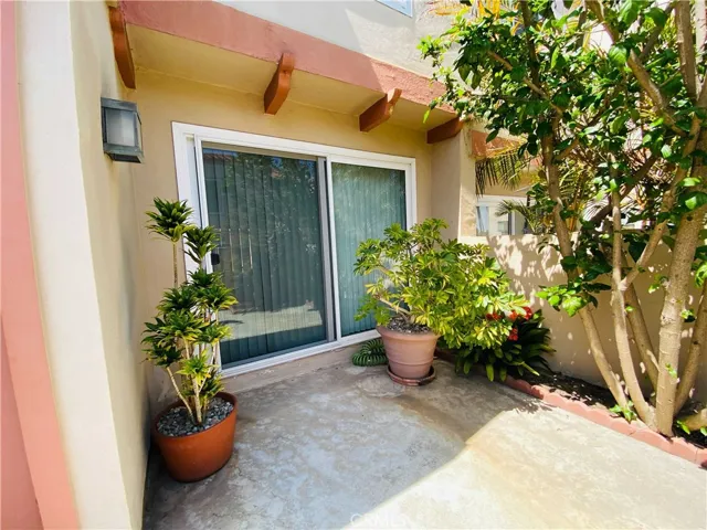 3428 Del Amo Boulevard, Torrance, California 90503