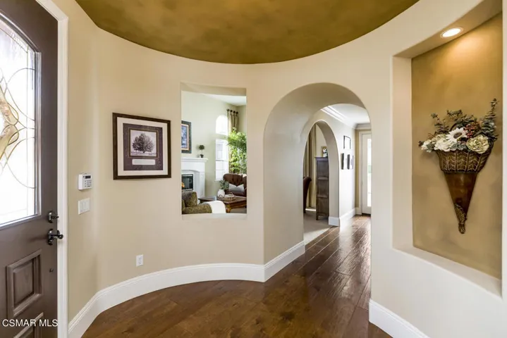 14159 Oneida Ct Moorpark CA-large-004-00