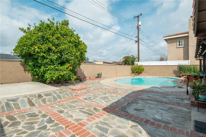 5889 Los Encinos Street, Buena Park, California 90620