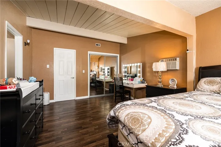 5889 Los Encinos Street, Buena Park, California 90620