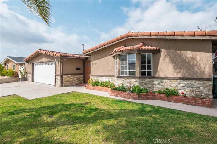 5889 Los Encinos Street, Buena Park, California 90620