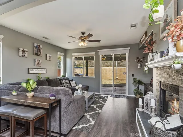 5934 Parkside Drive, Hemet, California 92545