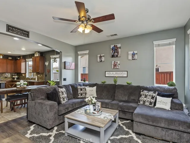 5934 Parkside Drive, Hemet, California 92545