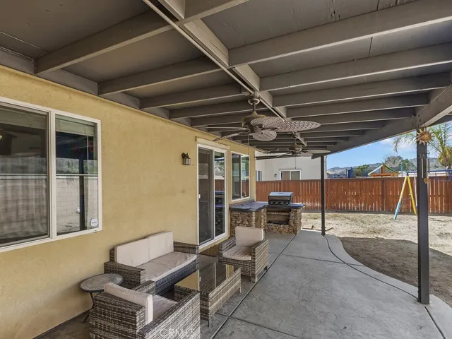 5934 Parkside Drive, Hemet, California 92545