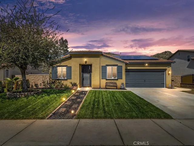 5934 Parkside Drive, Hemet, California 92545