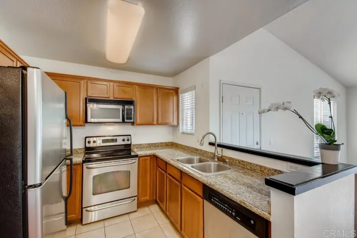 12191 Cuyamaca College Drive E 208, El Cajon, California 92019