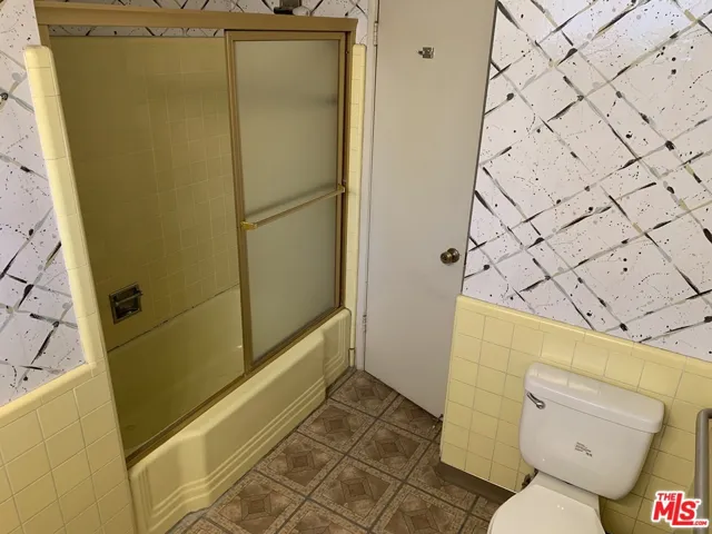 14625 Runnymede Street, Van Nuys, California 91405