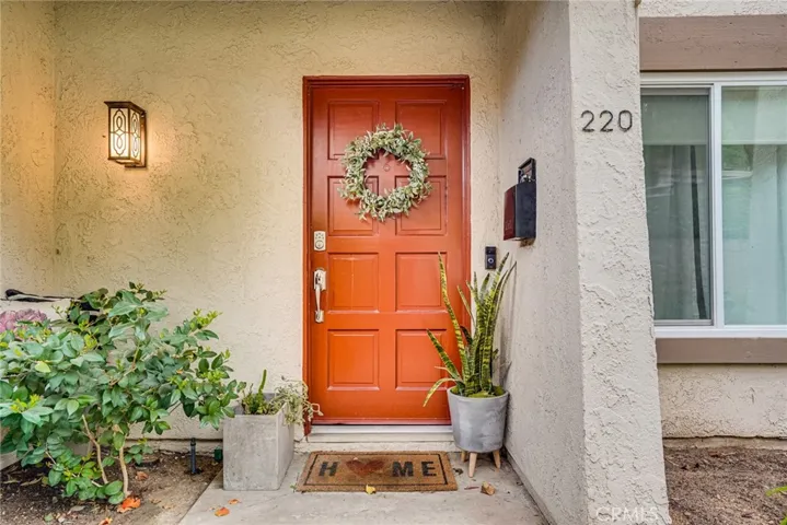220 S Camino De Paz, Anaheim Hills, California 92807