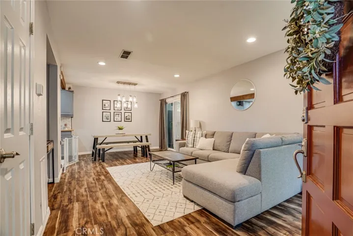 220 S Camino De Paz, Anaheim Hills, California 92807