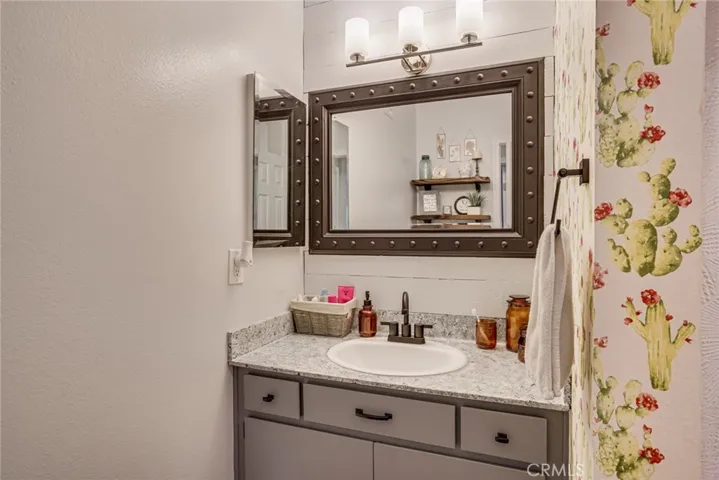 220 S Camino De Paz, Anaheim Hills, California 92807