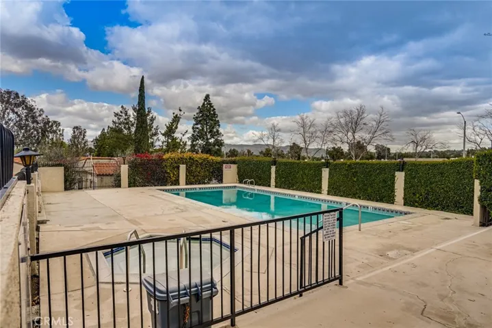 220 S Camino De Paz, Anaheim Hills, California 92807