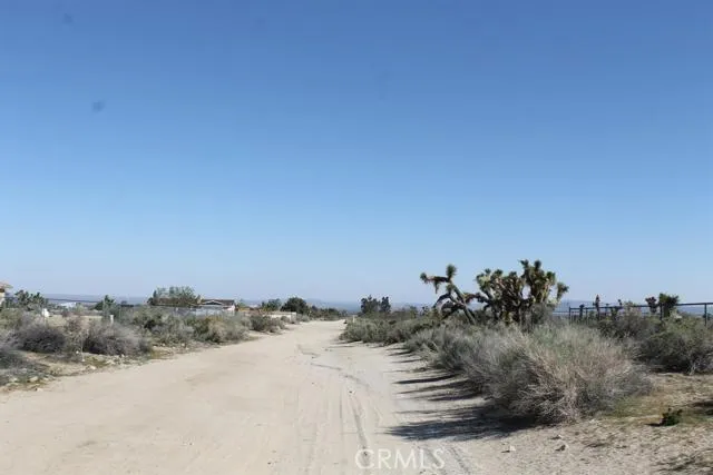12033 Mountain Road, Pinon Hills, California 92372