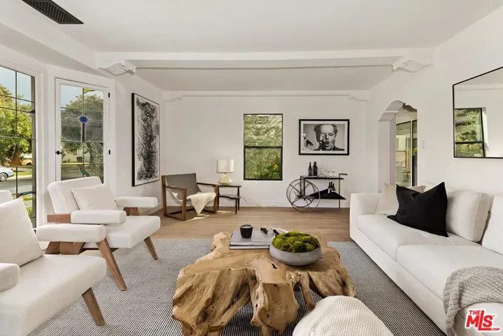 Lots of natural light
