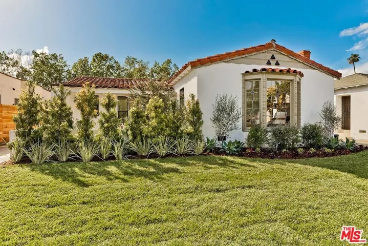 Walking distance to new Metro Rail Station